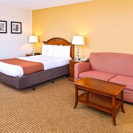 Americas Best Value Inn Plattsburgh  Kültér fotó