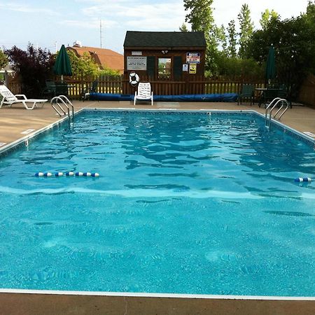 Americas Best Value Inn Plattsburgh  Létesítmények fotó