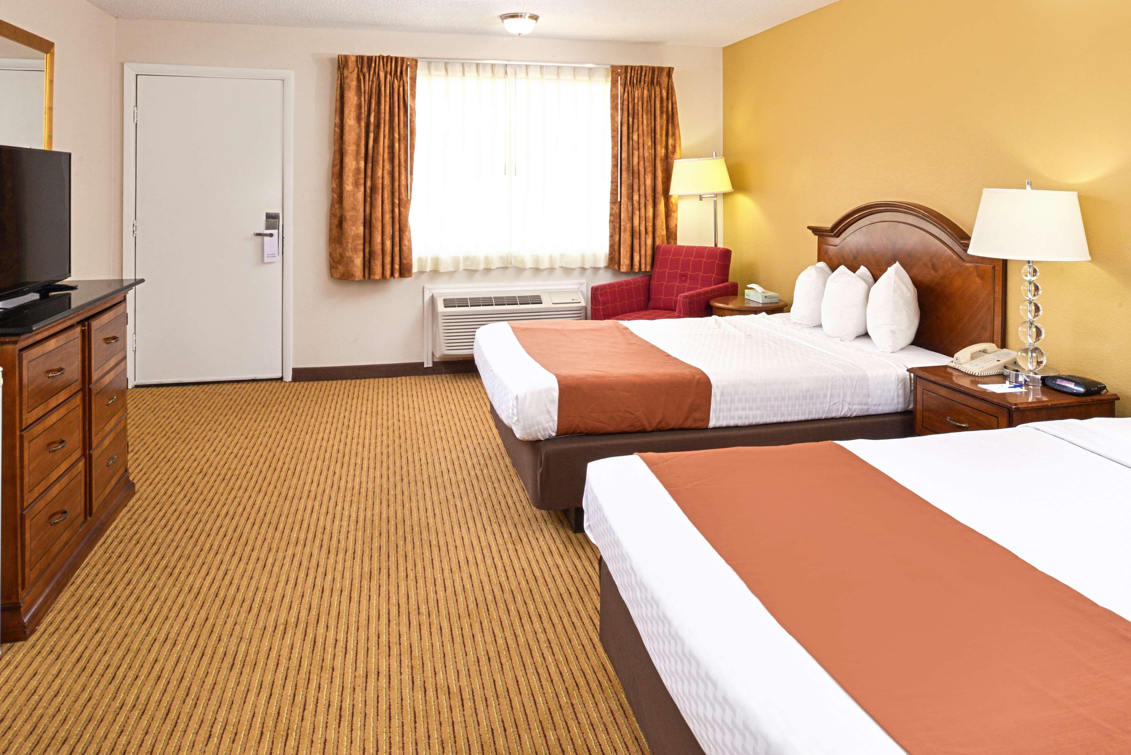 Americas Best Value Inn Plattsburgh  Kültér fotó