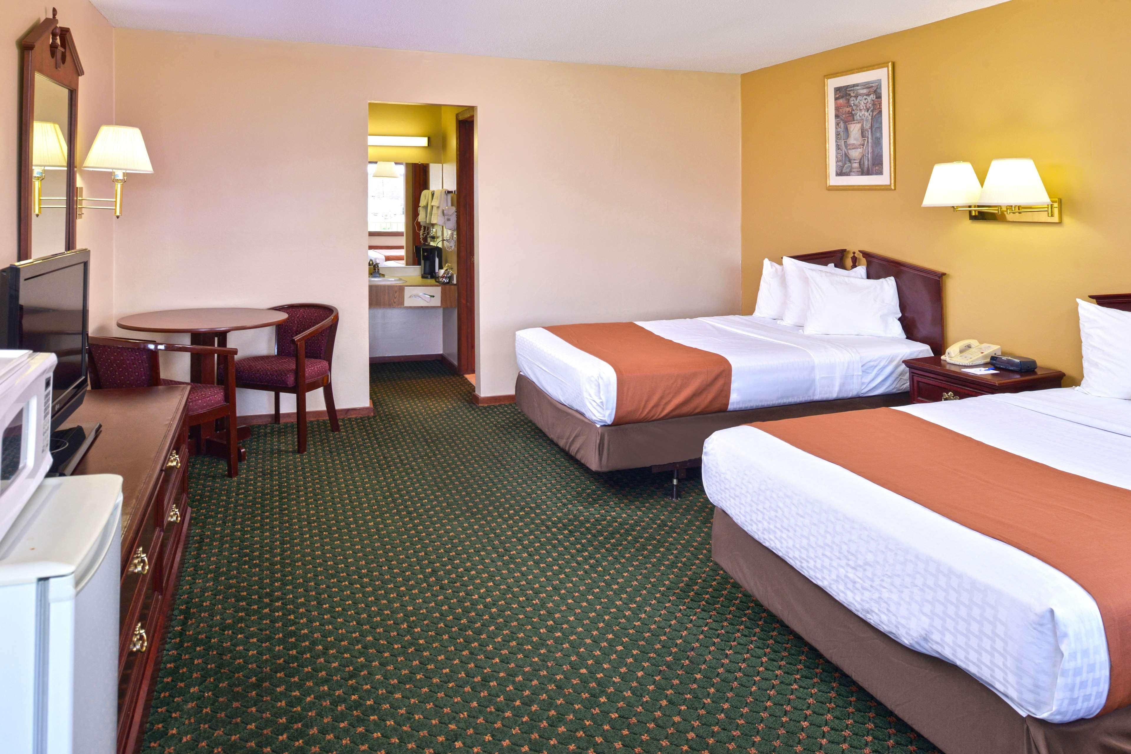 Americas Best Value Inn Plattsburgh  Kültér fotó