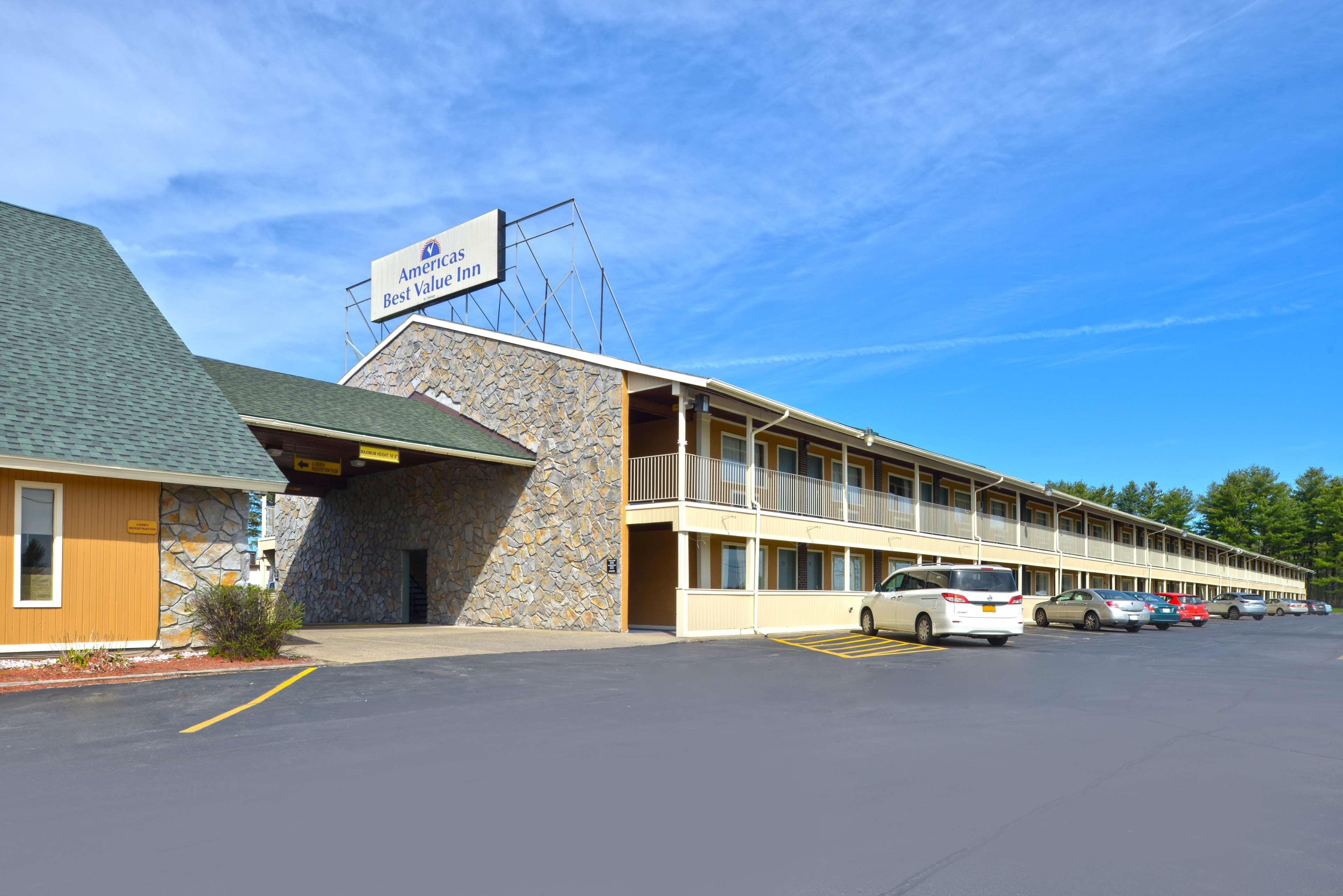 Americas Best Value Inn Plattsburgh  Kültér fotó