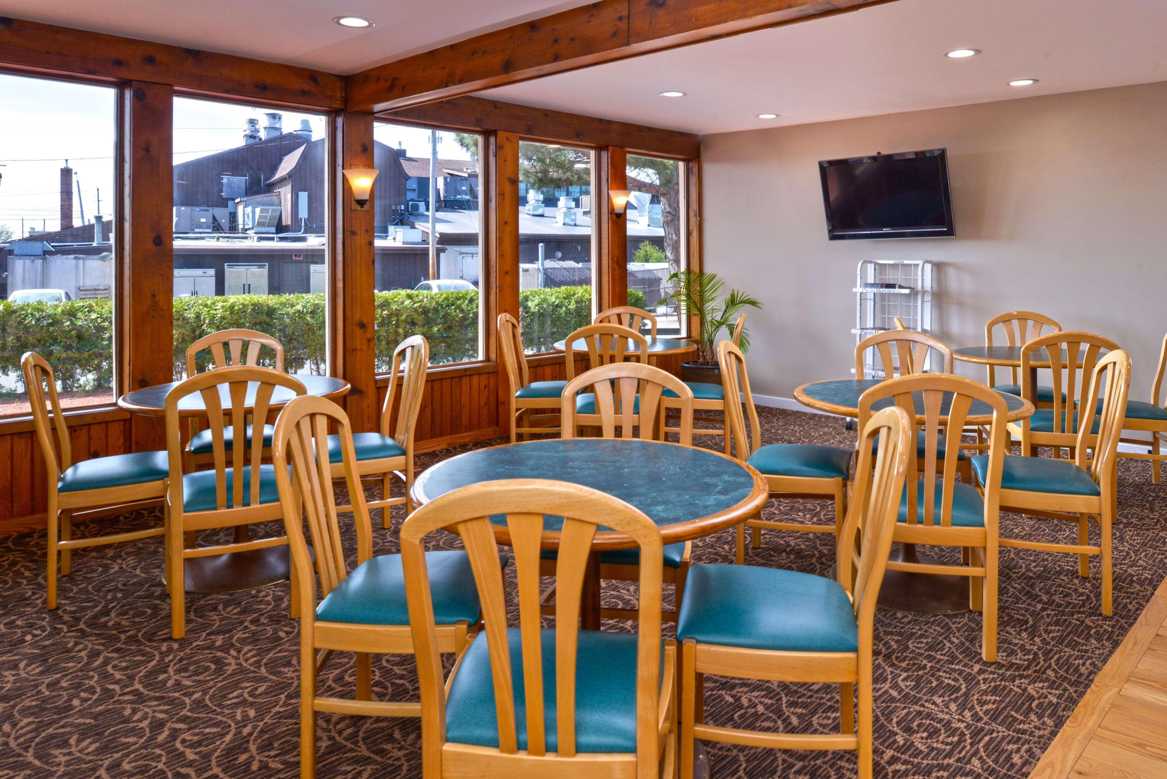 Americas Best Value Inn Plattsburgh  Kültér fotó