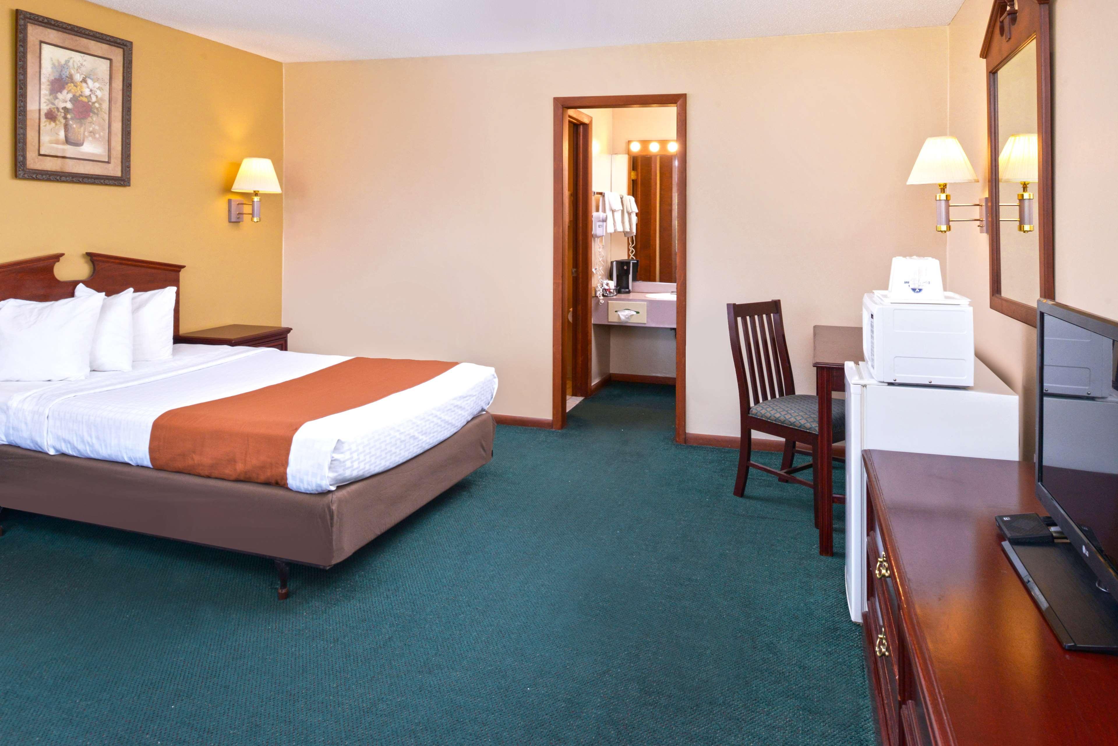 Americas Best Value Inn Plattsburgh  Kültér fotó