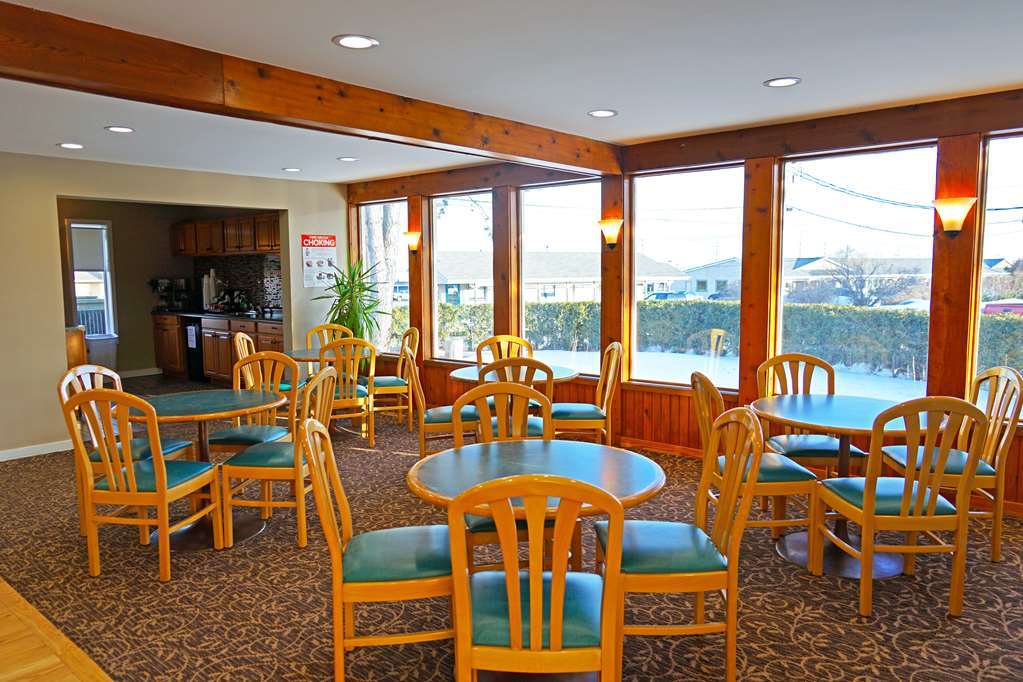 Americas Best Value Inn Plattsburgh  Étterem fotó