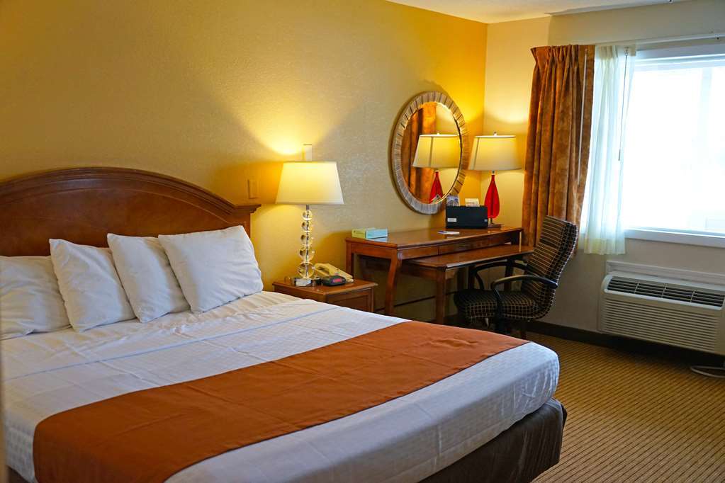 Americas Best Value Inn Plattsburgh  Szoba fotó