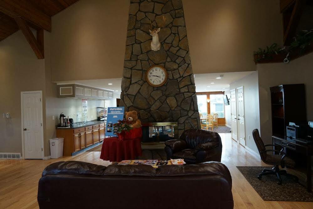 Americas Best Value Inn Plattsburgh  Kültér fotó