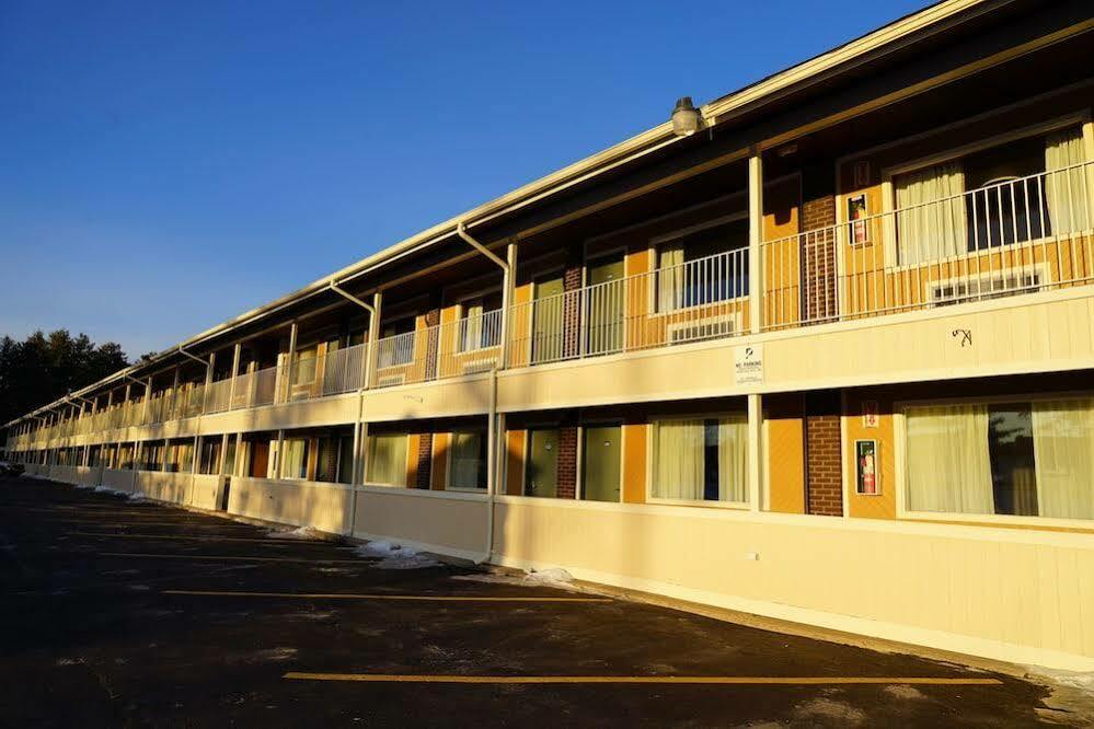 Americas Best Value Inn Plattsburgh  Kültér fotó